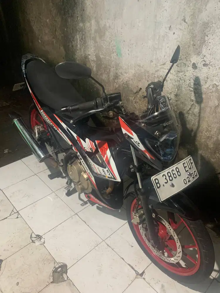 Suzuki SATRIA FU 2015