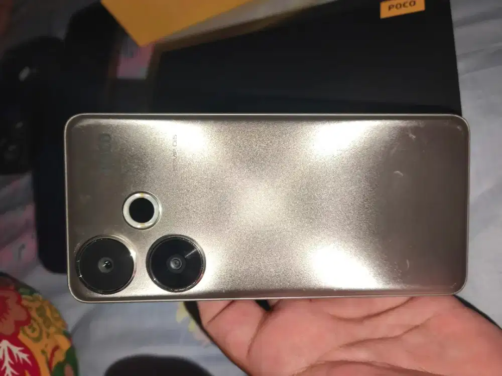 Poco F6 Titanium 8/256 komplit dus charge