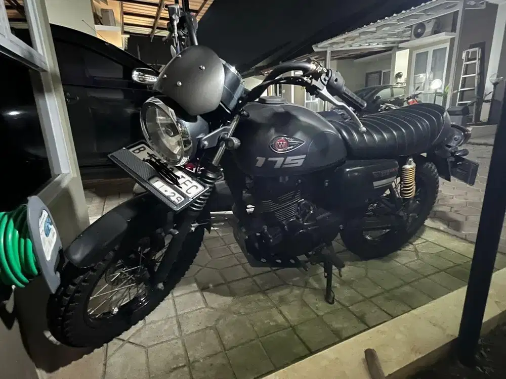 Kawasaki W175 cafe gray 2019