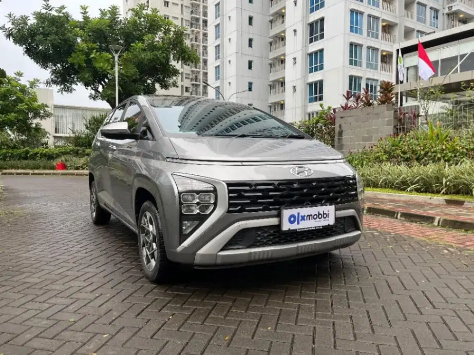 DP 1 JUTA Hyundai Stargazer 1.5 Prime Bensin-AT 2022 CLMS