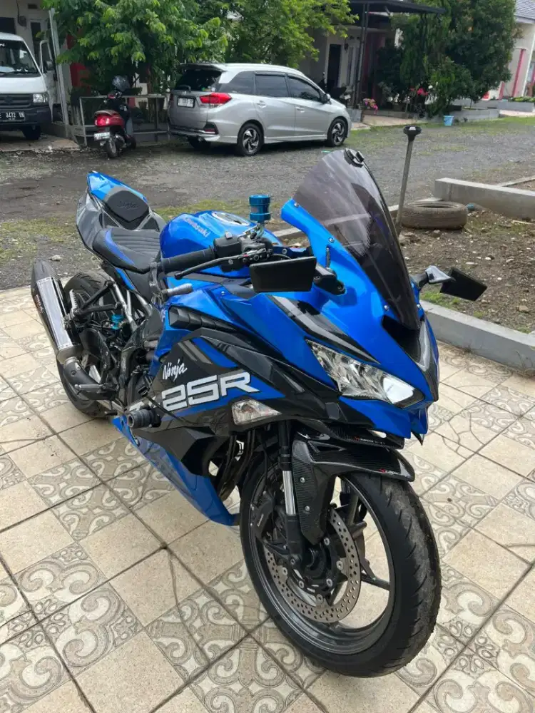 KAWASAKI NINJA ZX25R ABS QUICK SHIFTER 2020