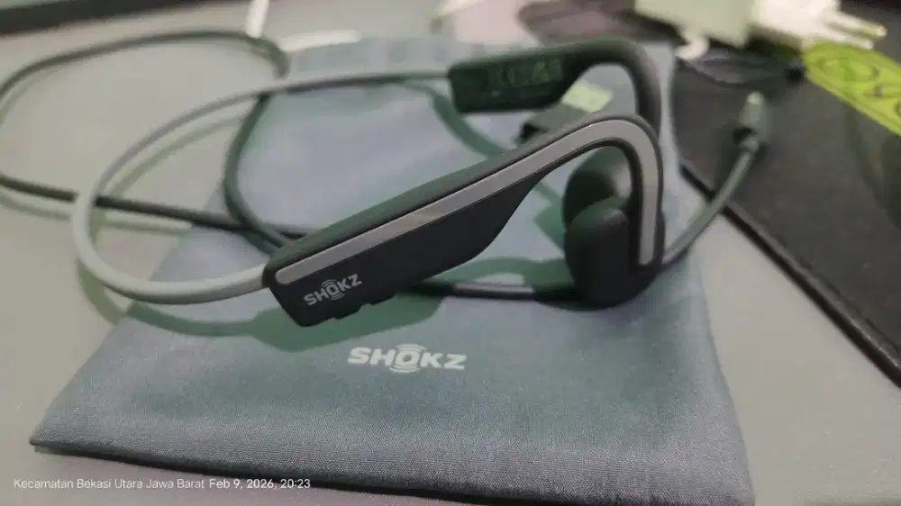 SHOKZ OPENMOVE ORIGINAL Bone Conduction Headphones Running Olahraga