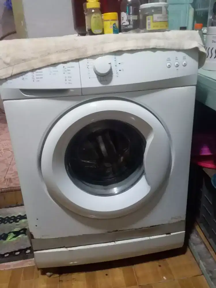 Mesin cuci front loading SHARP ES-FL860S second