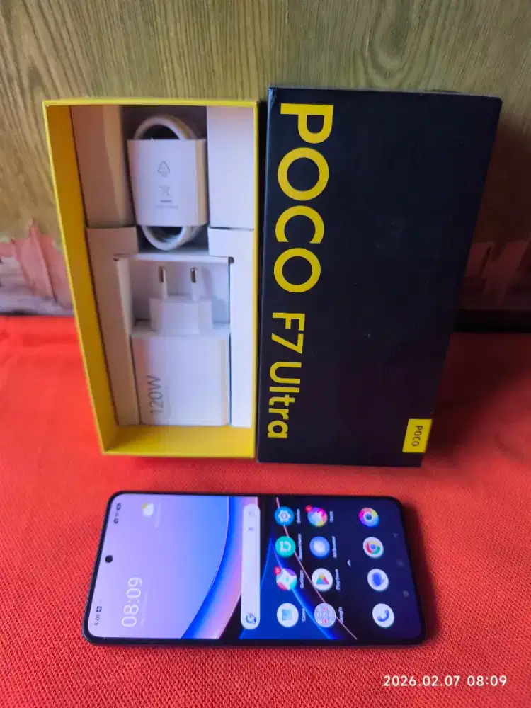 Poco F7 Ultra 12/256 Fullset ori segel mulus Garansi On 2027