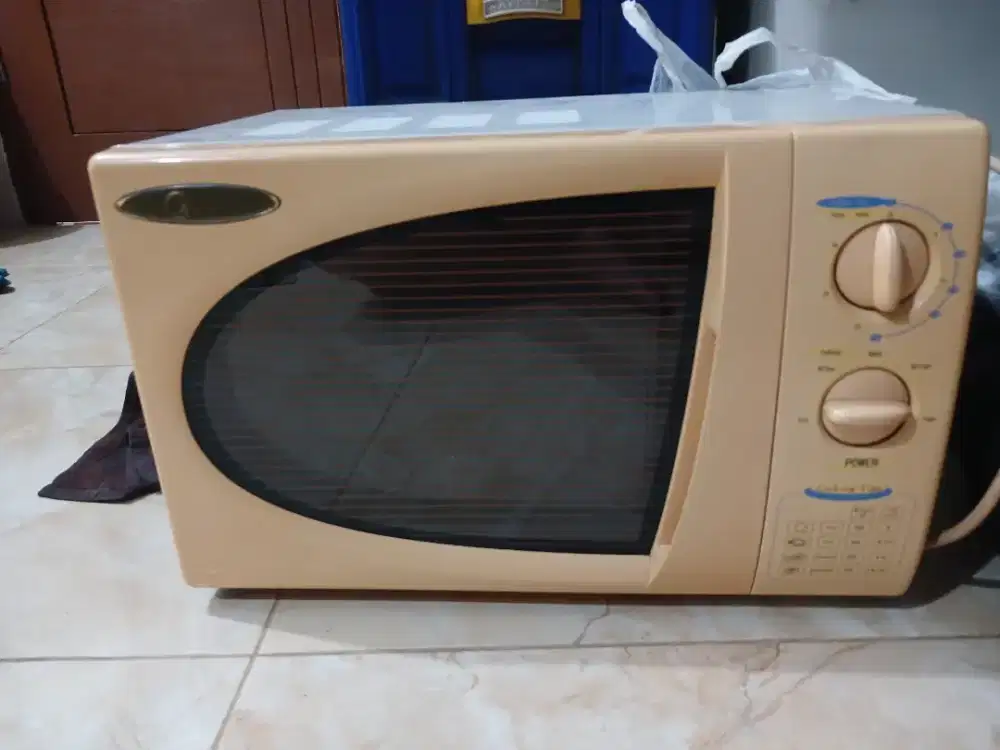 Microwave merk midea
