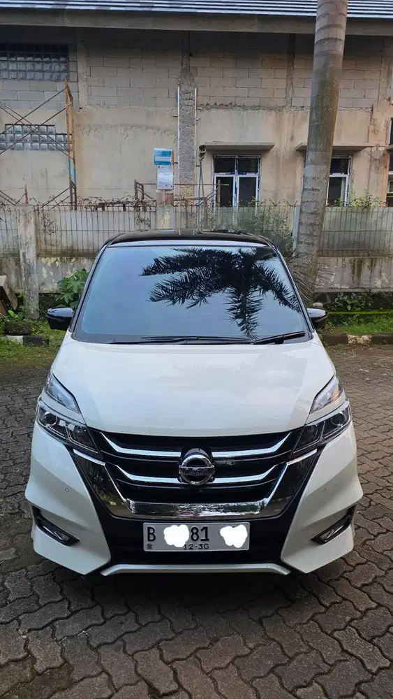 Dijual Nissan Serena Highway Star 2020 Putih
