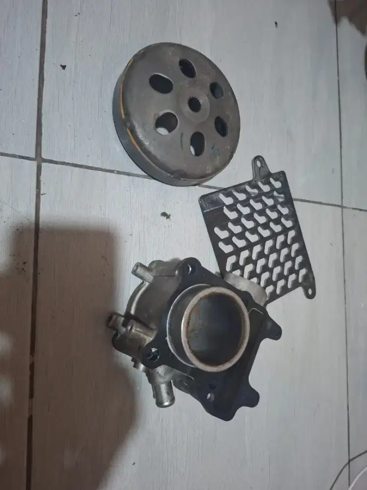 Blok, cover radiator,mangkok ganda Vario 125 new 2023