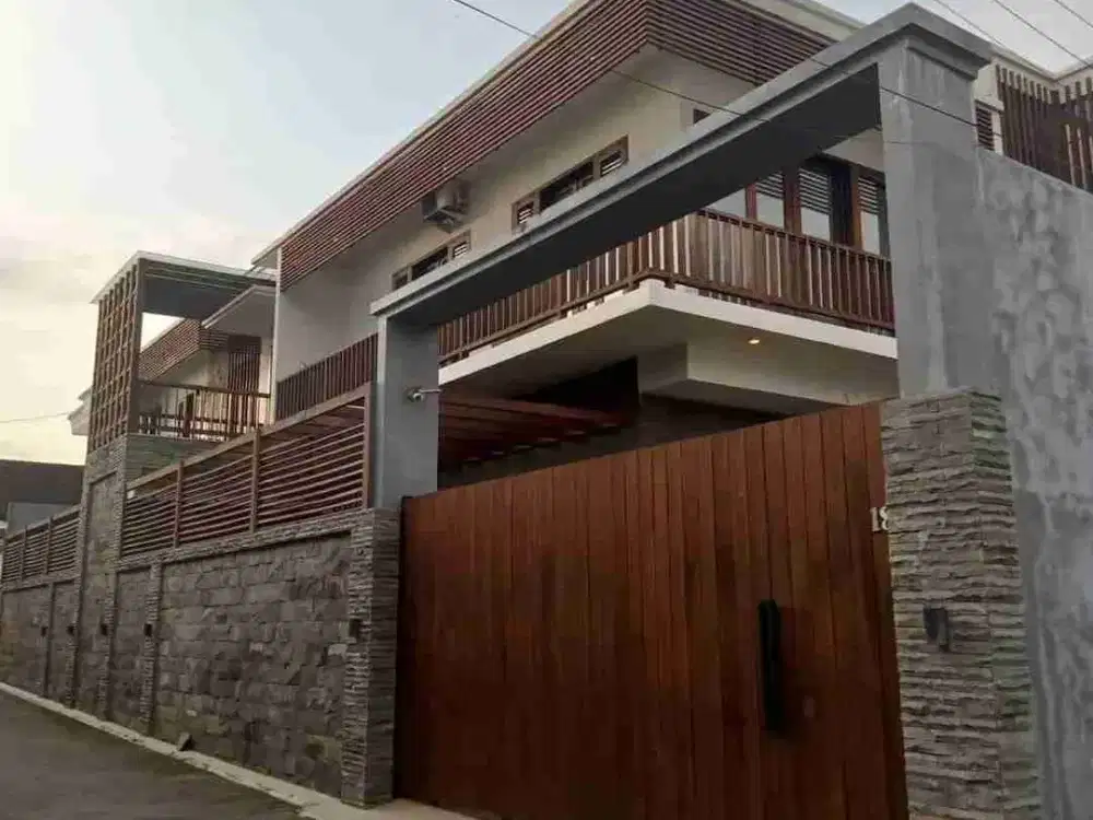 Rumah Mewah 2lt 250m2 Kaw Elit Mahendradatta Ada Space Pool Jl8mtr