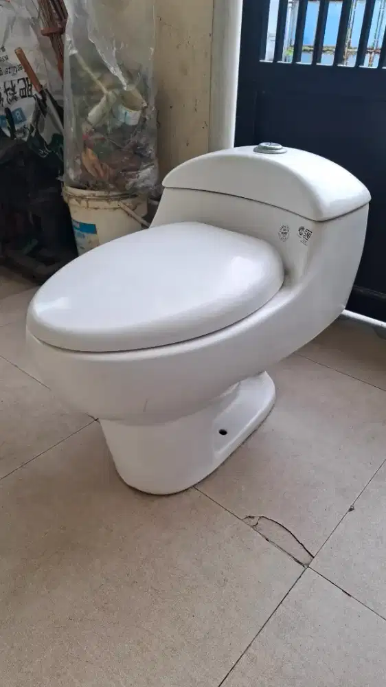 Dijual WC Kris Bekas