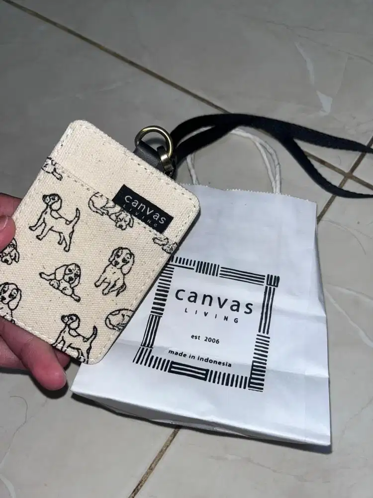 Id Lanyard Anjing Beige Canvas