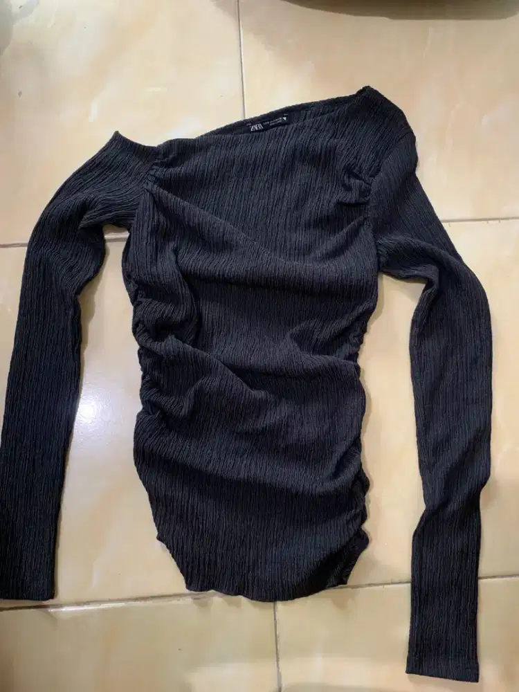 Baju atasan Knit style Korea lengan panjang preloved