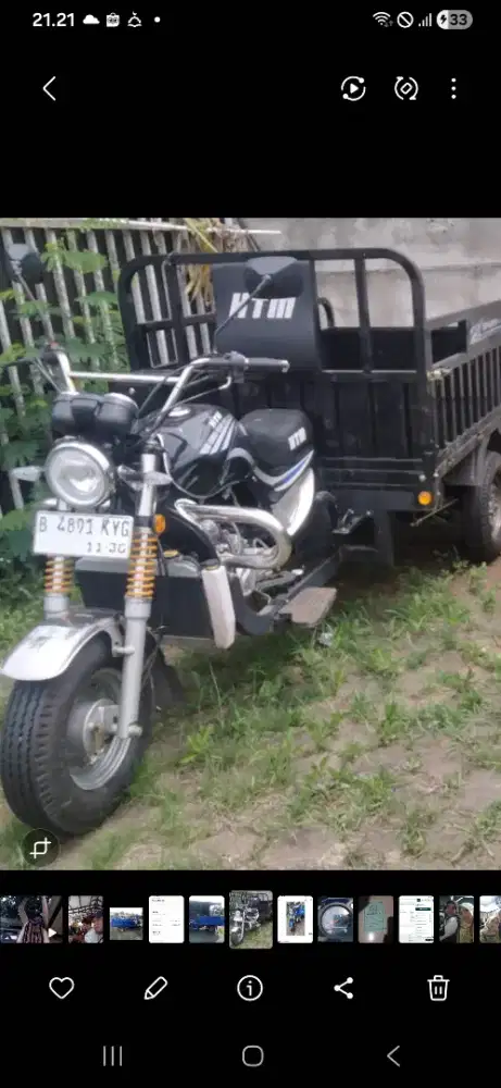 KTM cc 200 tahun 2025 warna hitam Gress seperti baru