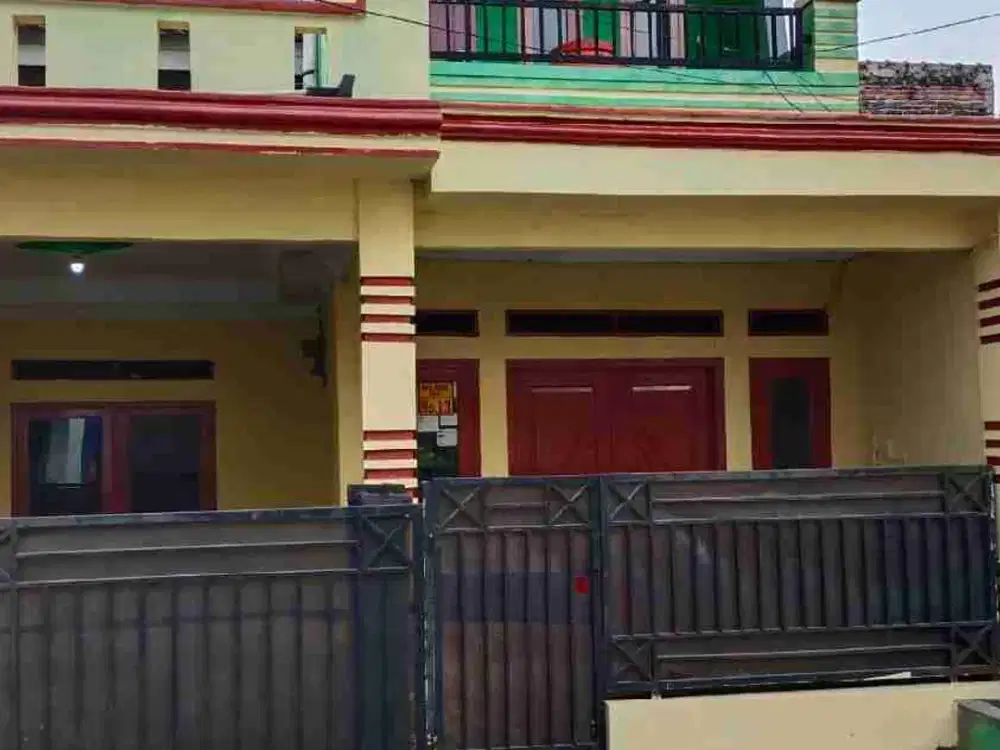 jual rumah murah 2 lantai deket pasar dan stasiun