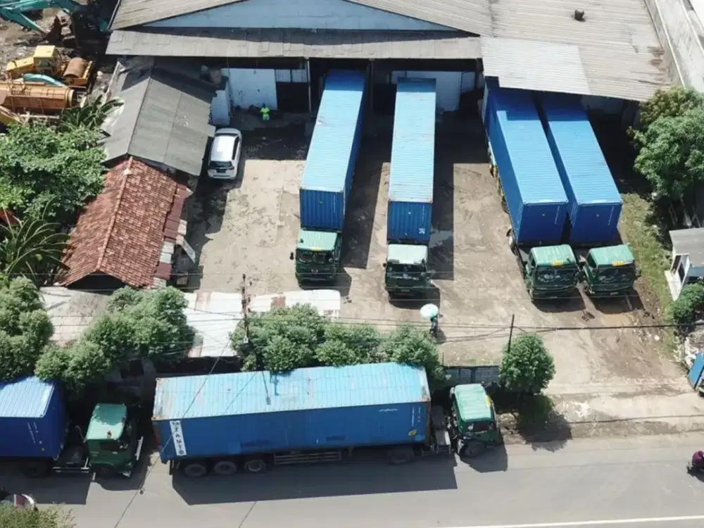 Gudang Luas di Pinggir Jalan Raya Cipondoh dekat Pintu TOL Akses Kontainer