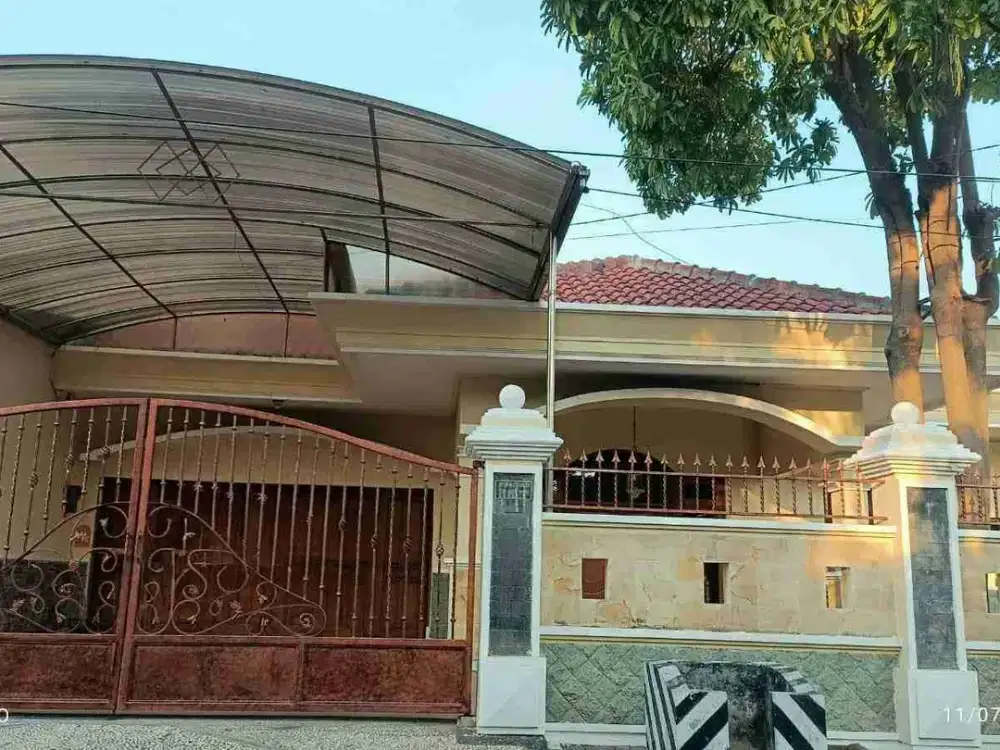 Dijual Rumah Manyar Kartika Jalan Utama Row Double Way 525 m2 Kantor Komersial Resto