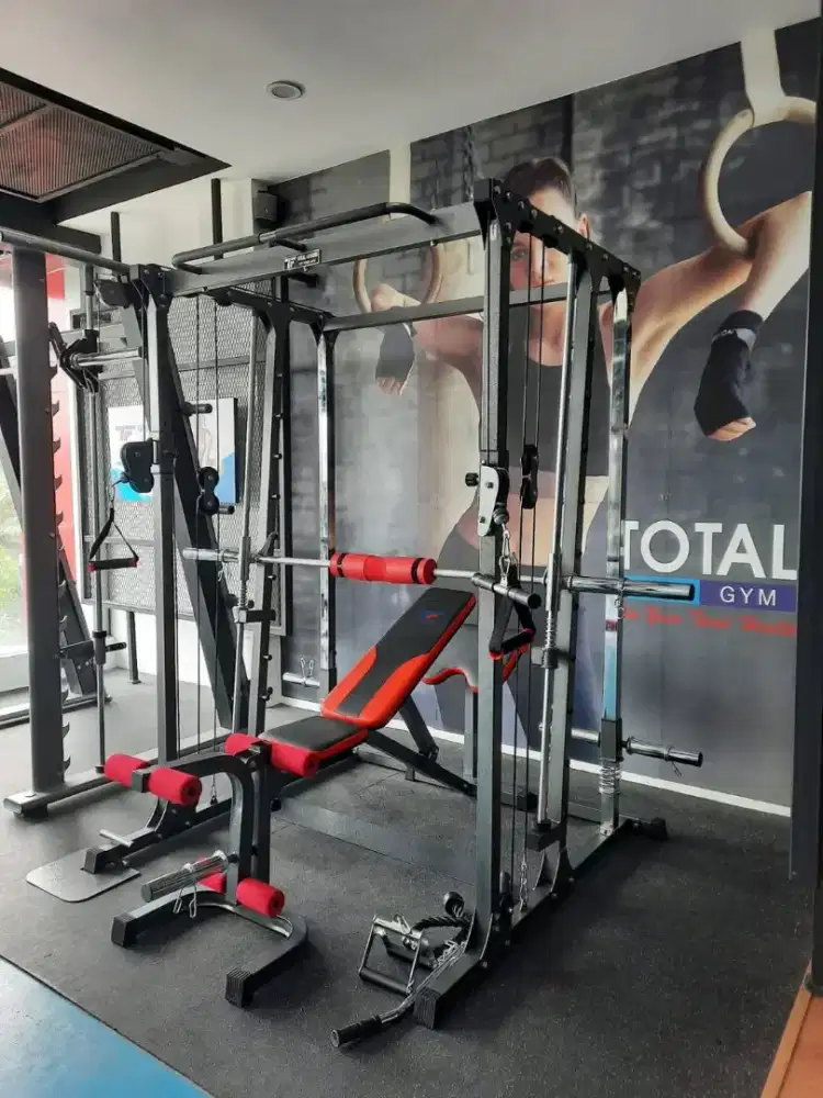 ALAT FITNESS SMITH MACHINE TL 022 POWER RACK, GRATIS PLAT BEBAN 40 KG