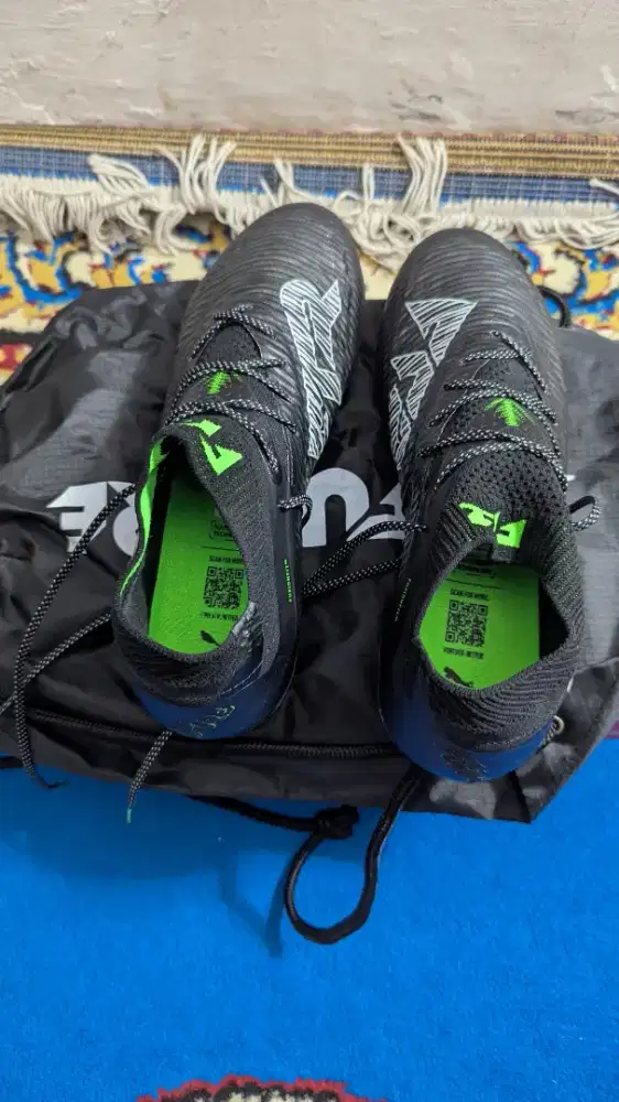 Sepatu Bola Sepakbola Puma Future 8 Ultimate FG Black