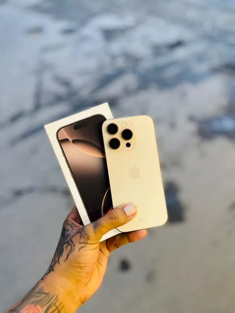 Iphone 16 pro 128gb ibox second like new