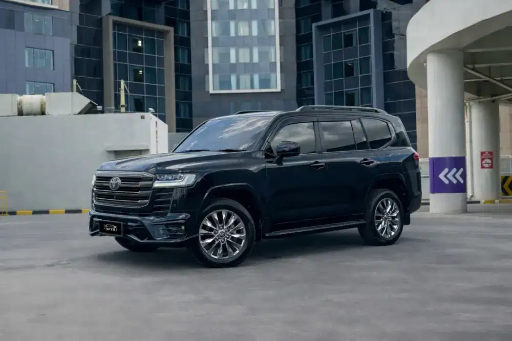 Land Cruiser VXR300 2024
