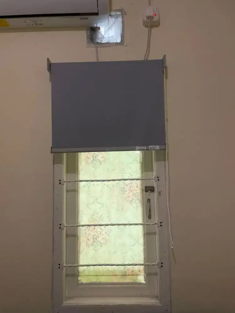 Roller Blind - Gordyn Jendela