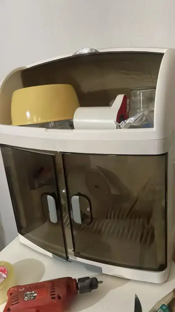 Rak Piring Plastik Tutup