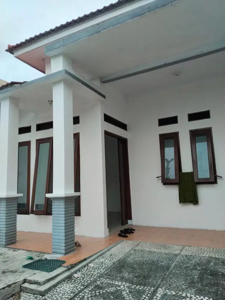 Disewakan rumah di harapan indah 1 Bekasi