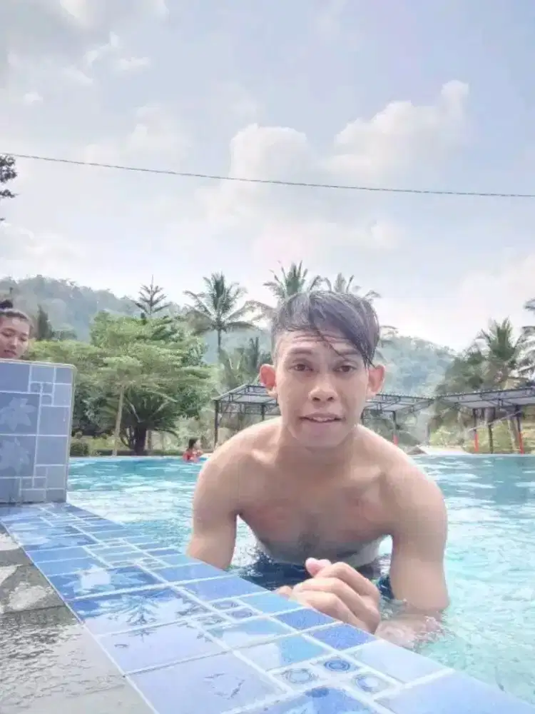 Cari kerja yang jam kerjanya jelas minimal brnangkat jam7 pulang jam4