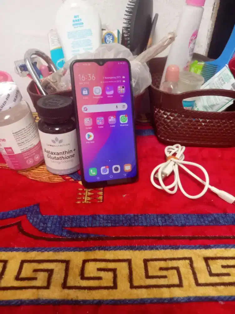 Jual butuh hp Vivo y12