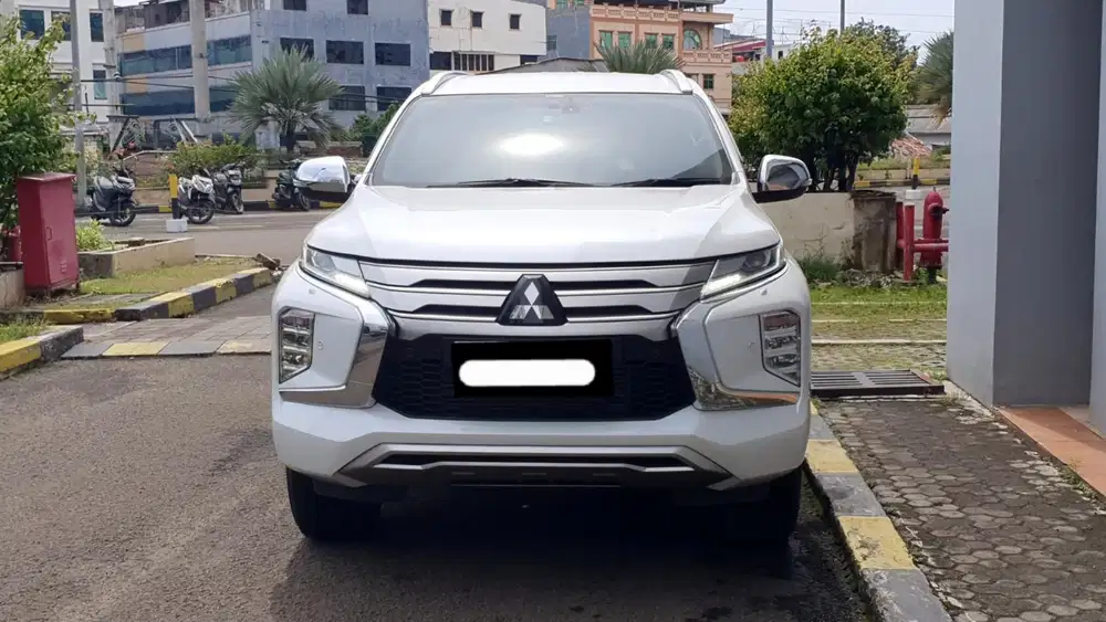 Km14rb mitsubishi pajero sport dakar ultimate 2023 putih diesel