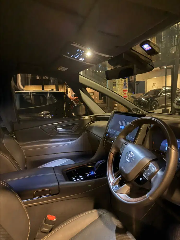 Toyota Alphard 2025 Hybrid