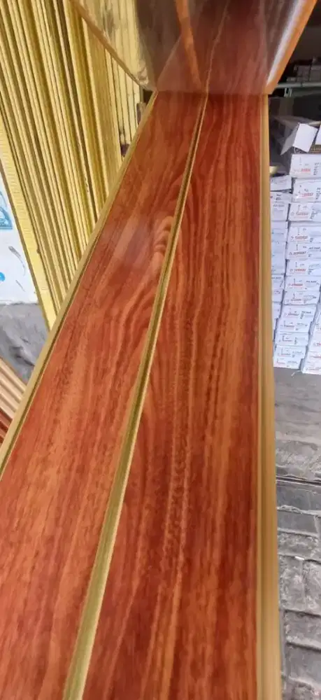 Distributor plafon pvc