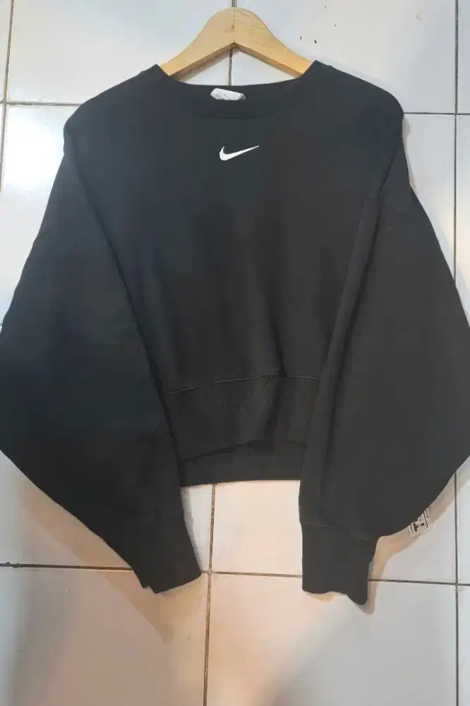 Sweater NIKE Cewek Size M Original