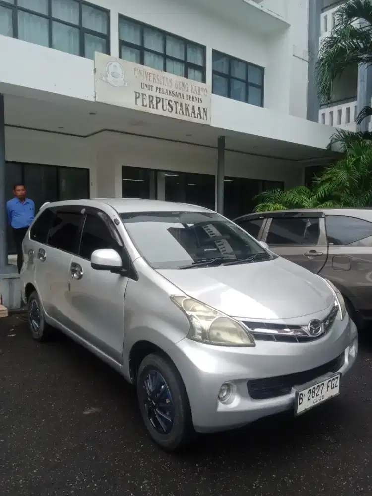 Daihatsu New Xenia R 1.3 Th.2012