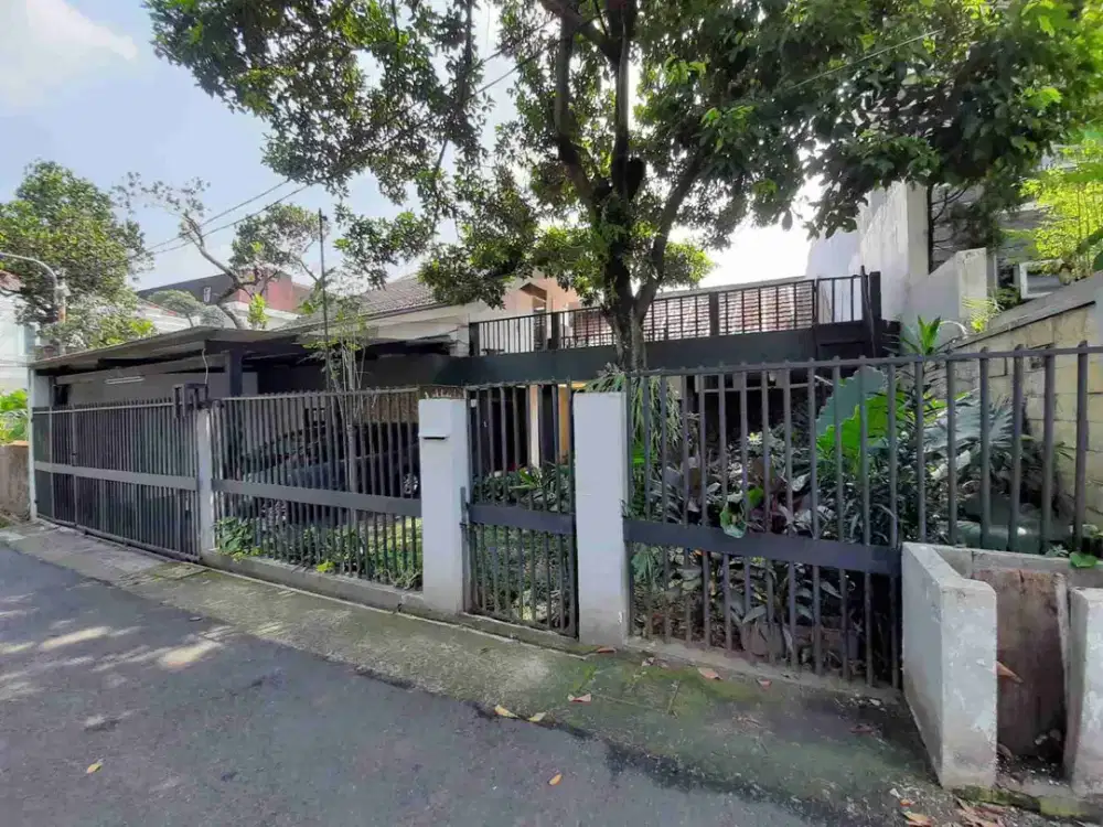 Dijual Cepat Rumah Tinggal di Kebayoran Baru Jakarta Selatan