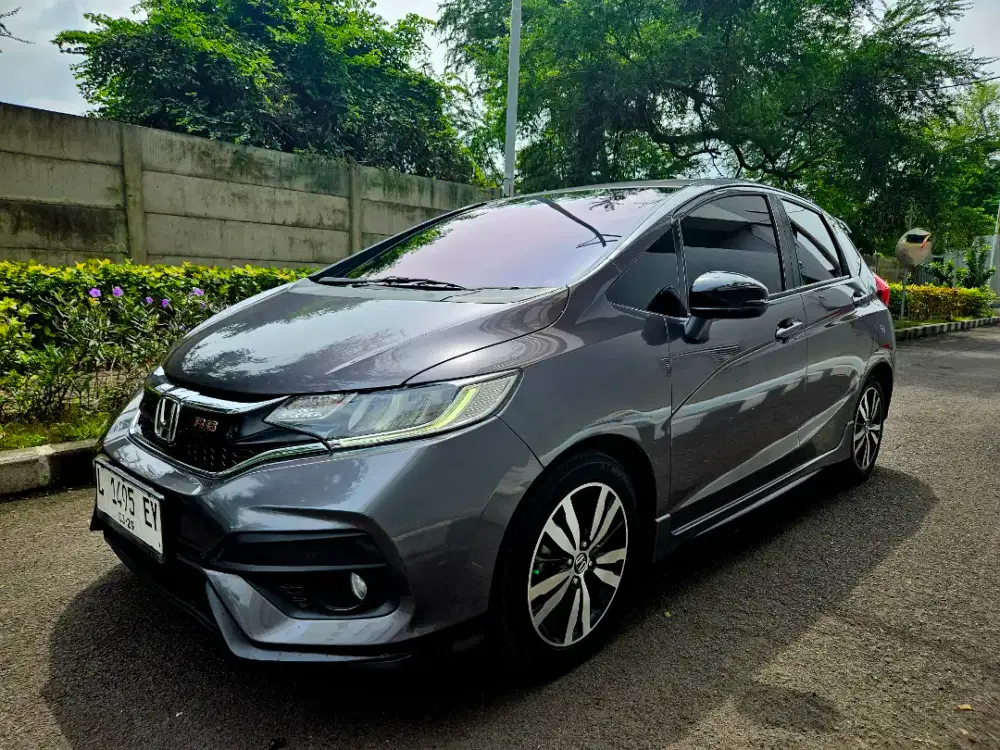 Jazz RS CVT (LOW KM)