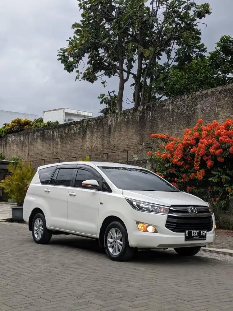 Toyota inova 2.0 bensin automatic 2018