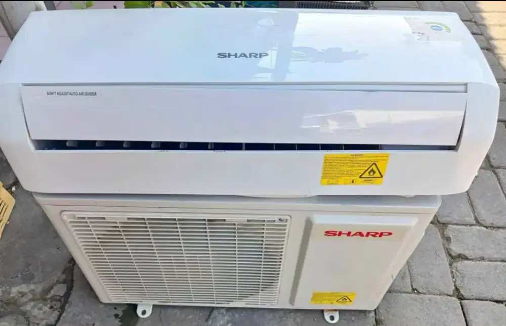 Jual ac sharp r 32.1/2pk lowwat 360wat kondisi 95% ori semua