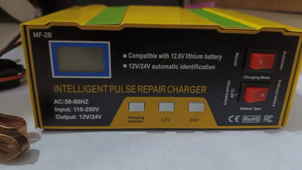 Charger mobil dan motor