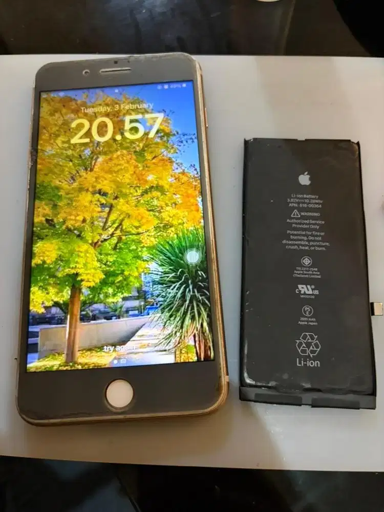 Ganti baterai iphone 8+ bergaransi