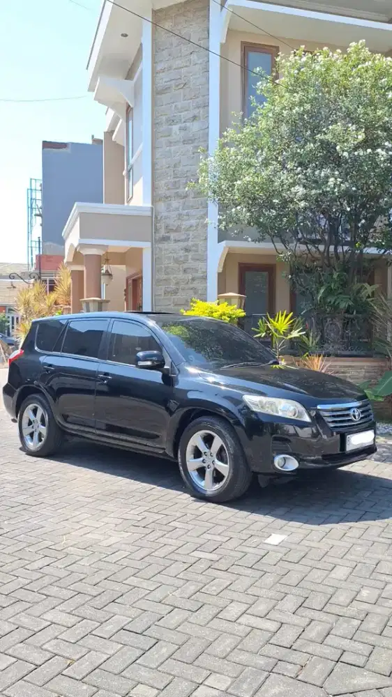 CASH MULUS TERAWAT TOYOTA HARRIER LPREM 2009