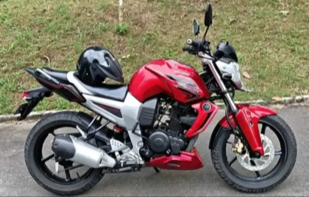 Byson Jos jis uistimewa srittt