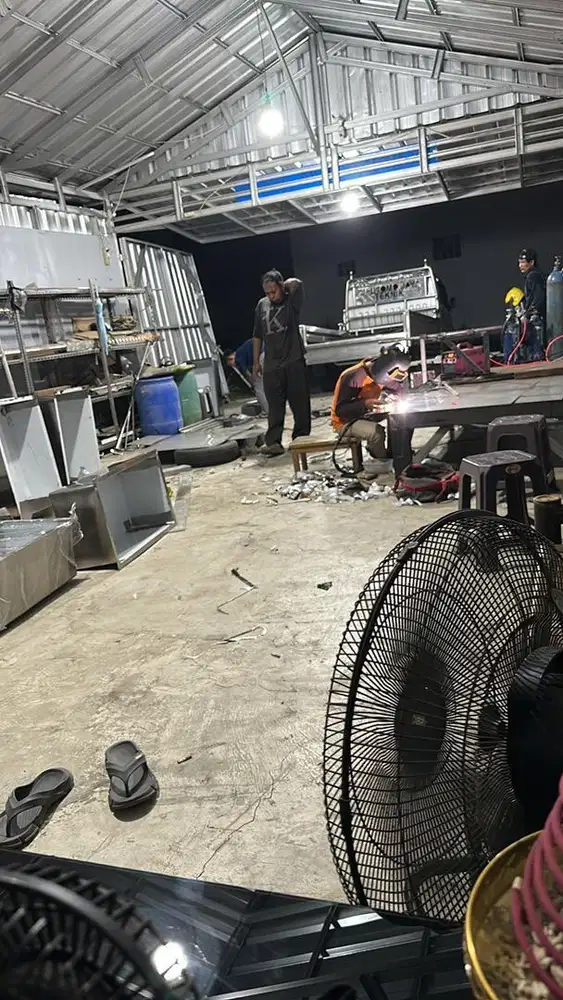 Di cari helper finishing