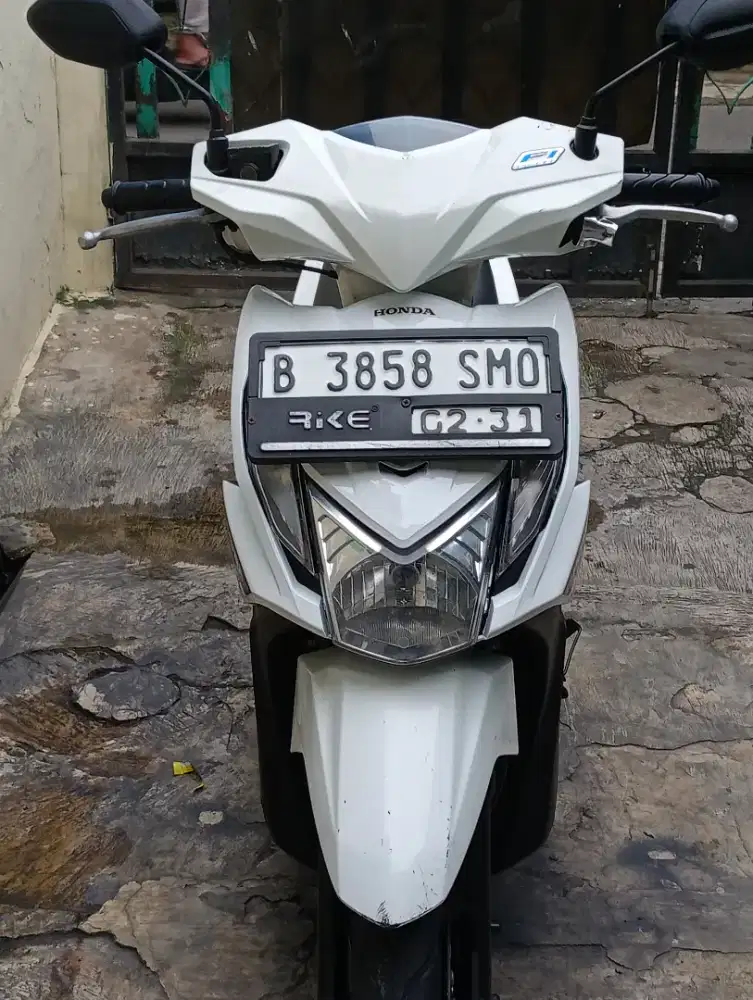 Di jual Honda beat th 2014 b.dki selatan