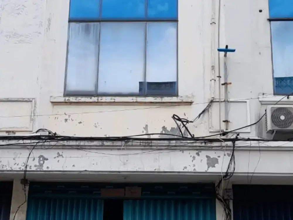 Dijual Cepat Ruko Klampis Megah 3.5LT Truk Besar Bisa Masuk Dekat Pos Satpam