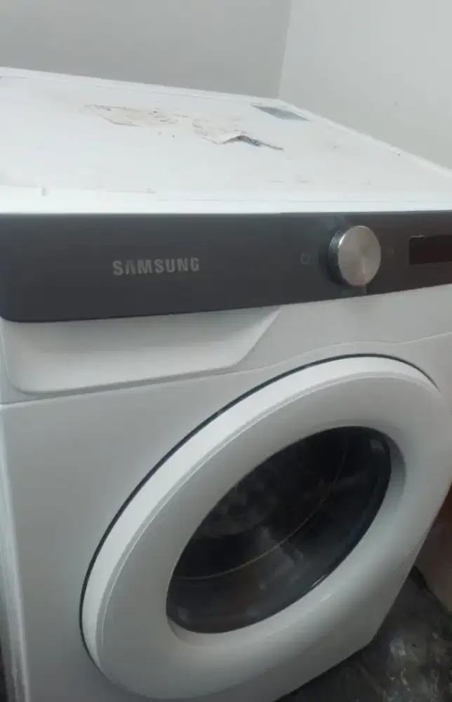 Dijual Mesin cuci merk SAMSUNG WW80T504DTT berat 8Kg, New