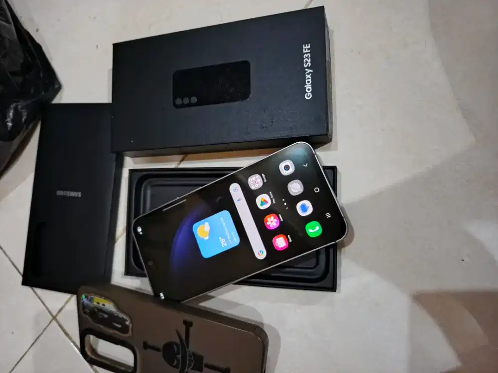 Samsung S23 fe 8/256 sein fullset mluss 98% lancarr jyaa no kndala