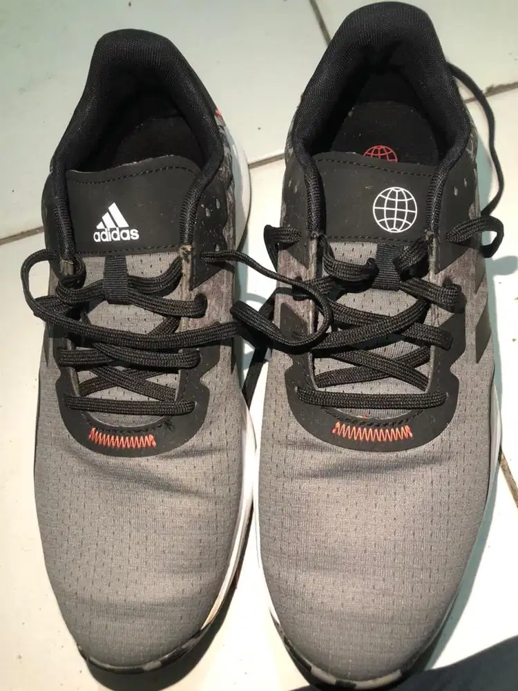 Adidas s2g spikeless