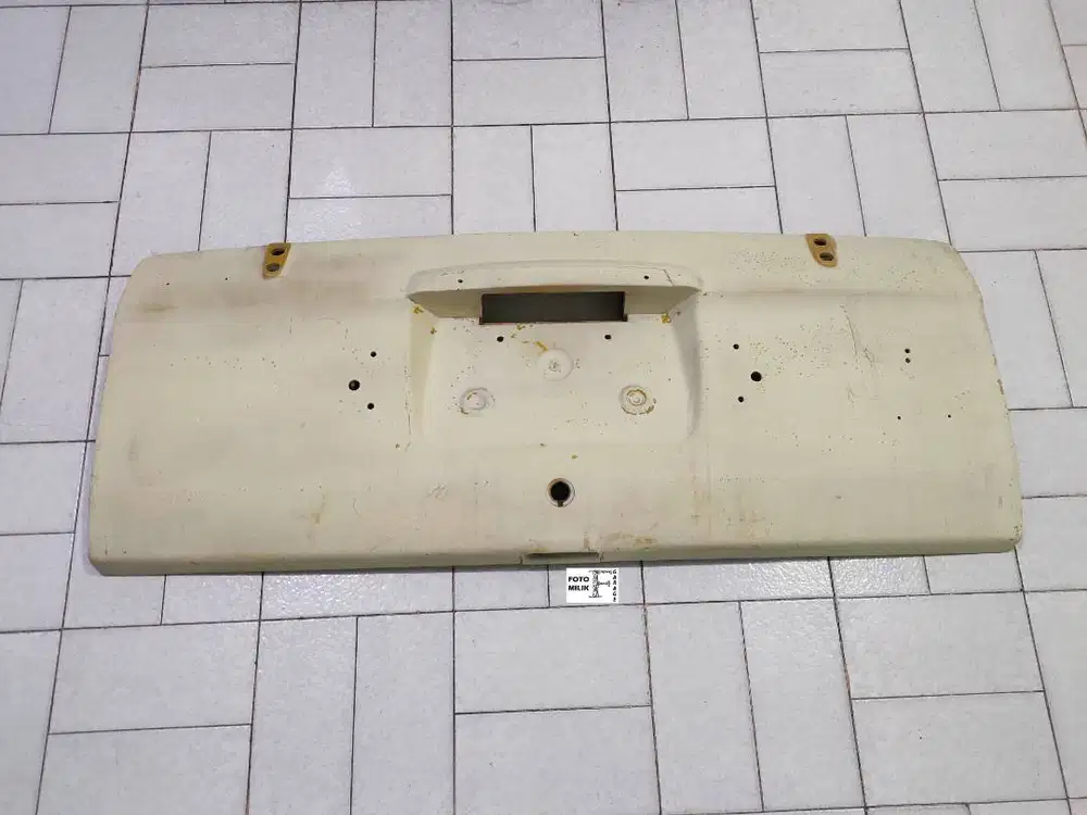 NOS Panel Tutup Pintu Bagasi Belakang Honda Life 360cc Original