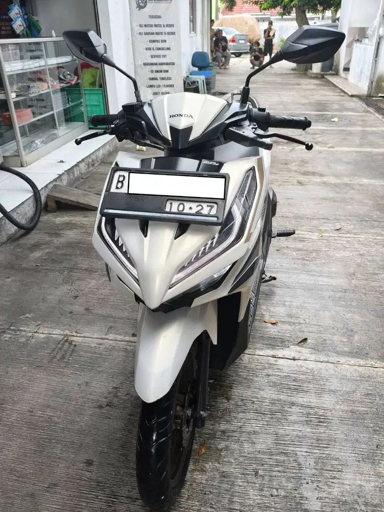 Honda Vario 125 K2V 2022 Putih | Coating | Pajak Panjang | Istimewa