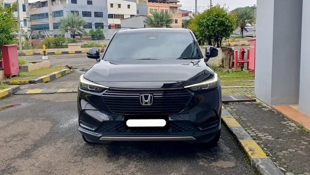 Km16rb honda hrv e sensing 2023 hitam